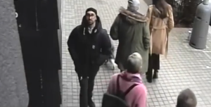 Podezřelý z krádeže mobilních telefonů v Osadní ulici v Praze.