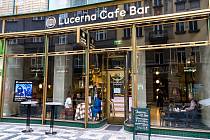 Nově otevřený Lucerna Cafe Bar.