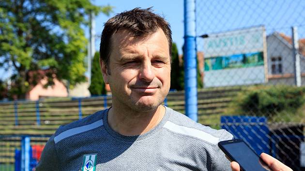Fotbalisté Loko Vltavín se zatím připravují bez hlavního trenéra Tomáše Freislera.