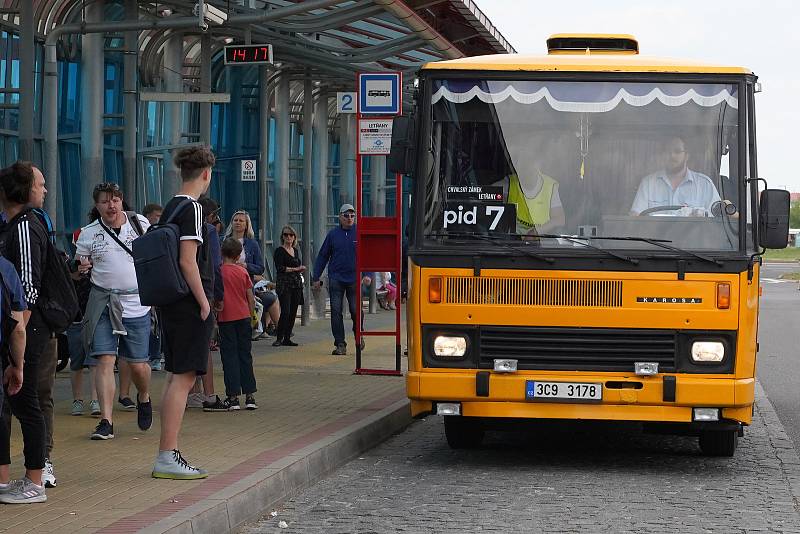 Autobusový den PID v Letňanech.