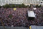 Z demonstrace s názvem Česká republika na 1. místě na Václavském náměstí v Praze.