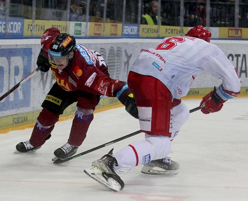 Sparťané ve třetím finále podlehli doma Třinci 2:3.