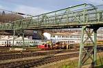 Today's footbridge over Smíchovské nádraží.  A new one should be built.