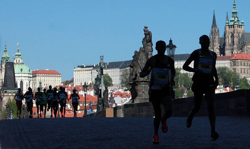 Volkswagen Maraton 2016 v Praze 8. května.