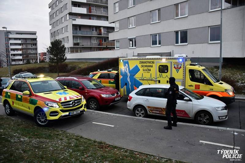 Pražská policie prověřuje střelbu při incidentu mezi mužem a ženou na Hájích.