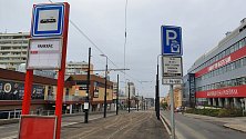 Dopravní podnik hl. m. Prahy (DPP) prodloužil tramvajovou trať až ke stanici metra Pankrác. Zatím tu však mohou parkovat auta.