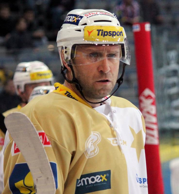 Dohrávka 16. kola hokejové extraligy: HC Slavia Praha - HC ČSOB Pojišťovna Pardubice 1:6 (0:2, 0:4, 1:0).