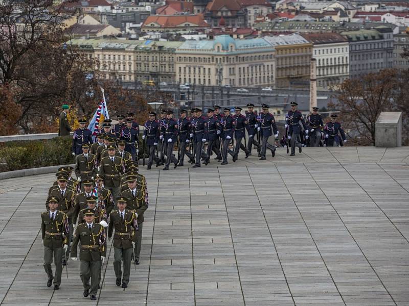 Slavnostní a pietní akt ke Dni válečných veteránů se konal ve středu 11. listopadu 2015 na pražském Vítkově.