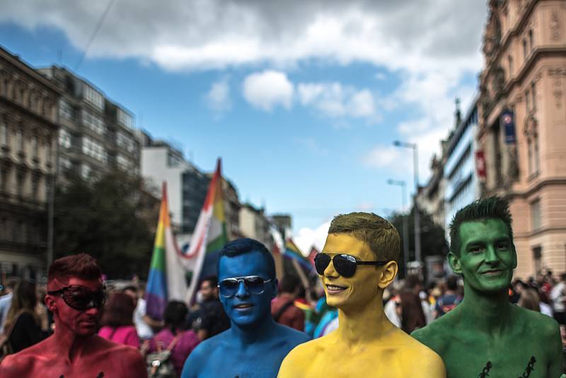 Průvod hrdosti gayů, leseb, bisexuálů, translidí (LGBT) Prague Pride prošel Prahou.