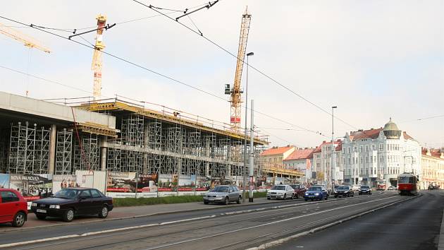 Rozestavěné centrum Nová Palmovka v Praze 8.