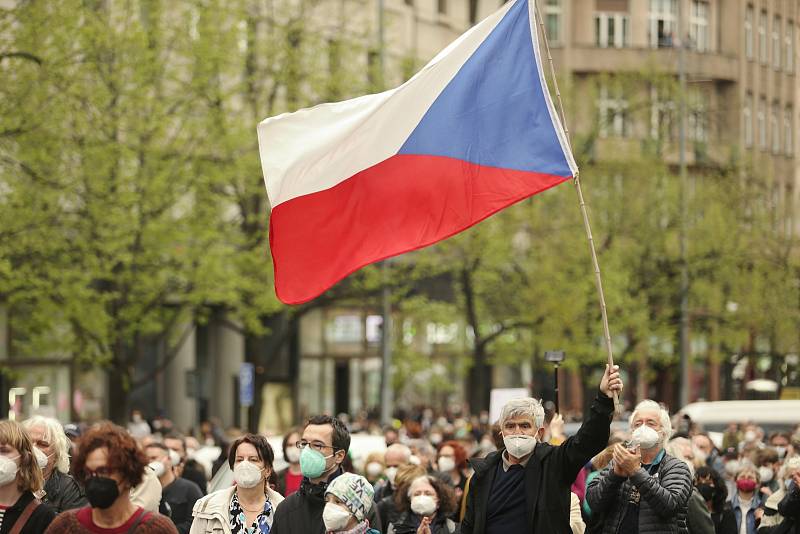 Demonstrace 'Hrad za hranou, republika v ohrožení' na Václavském náměstí v Praze.