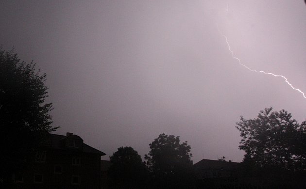 Meteorologové varují před bouřkami na Vysočině. Objeví se i přívalové srážky