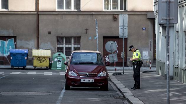 V Praze začíná blokové čištění ulic. Vrací se také odtahy aut - Pražský  deník