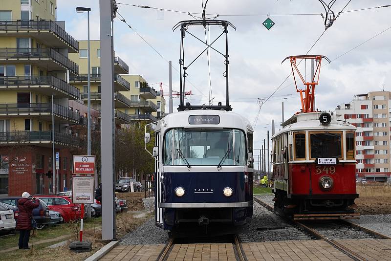 Slavnostní zahájení provozu na nové tramvajové trati Sídliště Barrandov - Holyně.