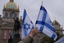 Veřejné shromáždění na podporu Izraele na Václavském náměstí v Praze.