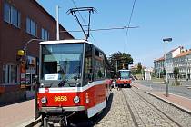 Tramvaje typu T6A5 po více než čtvrt století v Praze dojezdily.