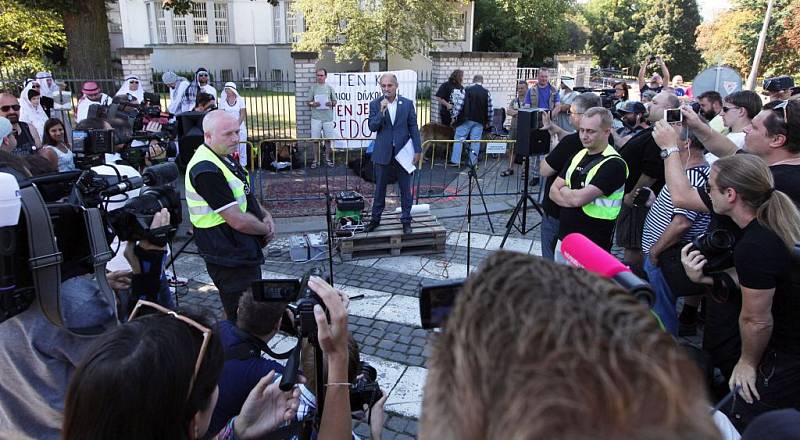 Konvičkova akce "s humorem do Mekky".