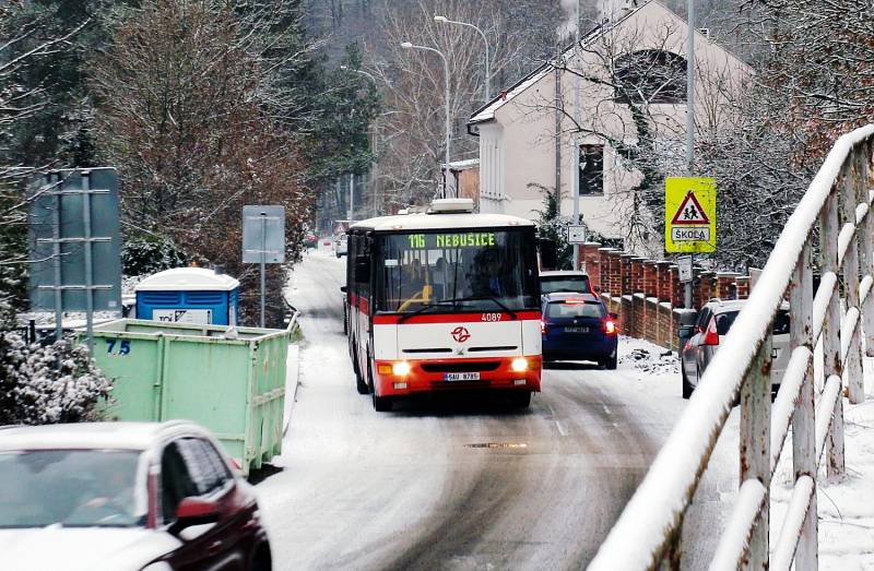 Dopravní podnik hl. m. Prahy (DPP) se v pátek 4. prosince 2020 symbolicky loučí s autobusy typu Karosa B 951.