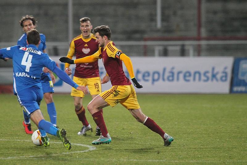 Dukla Praha – Slovan Liberec.