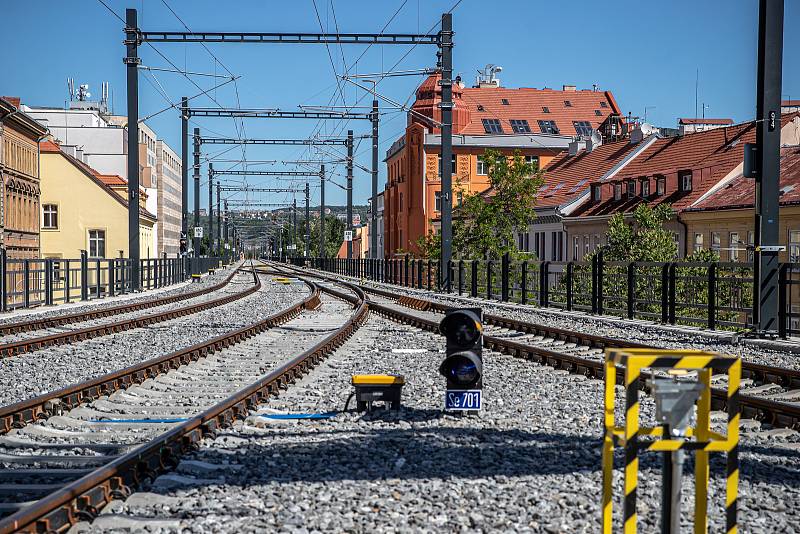 Novináři si mohli prohlédnout zrekonstruovaný Negrelliho viadukt v centru Prahy 29. května 2020.