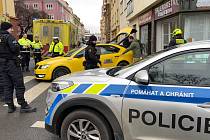 Nehoda v ulici Myslbekova v Praze 6, 30. ledna 2023.