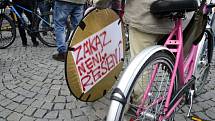 Protest cyklistů v centru Prahy. 