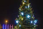 Vánoční strom - Vítězné náměstí.
