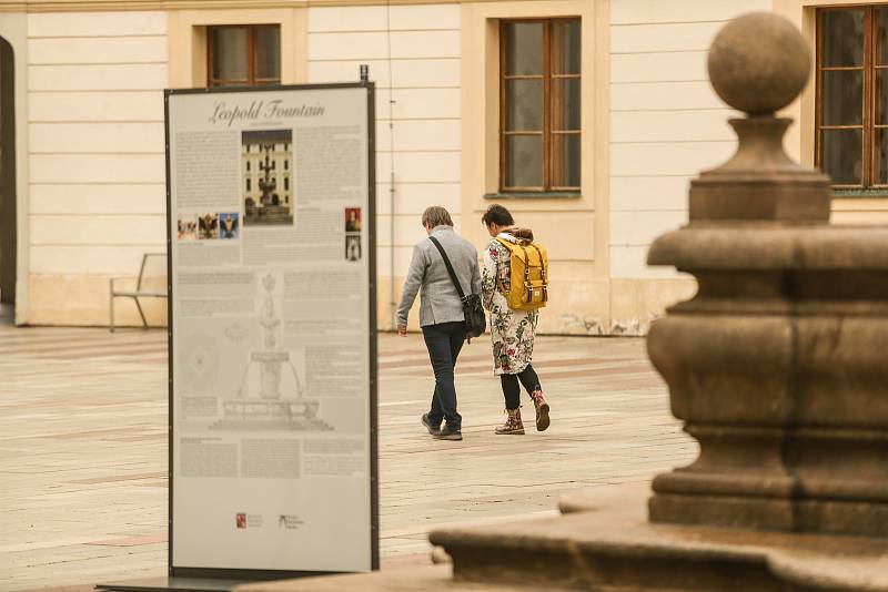 Pražský hrad je opět otevřen.