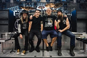 Legendární  metalová kapela Pantera se po dlouhých letech opět vrací do Prahy!