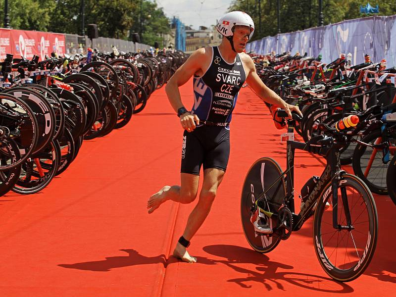 Třetí ročník triatlonového závodu Challenge Prague.