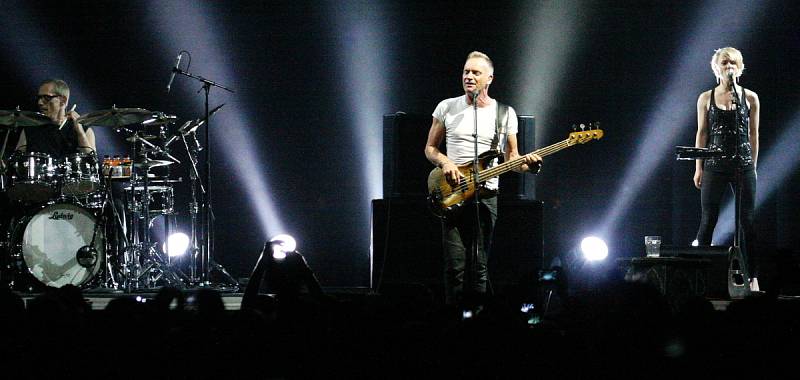 Britský zpěvák a skladatel Sting vystoupil v pondělí 25.června v O2 areně.