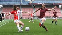 Fotbalové derby žen před zraky 5734 diváků vyhrály sparťanky 1:0.