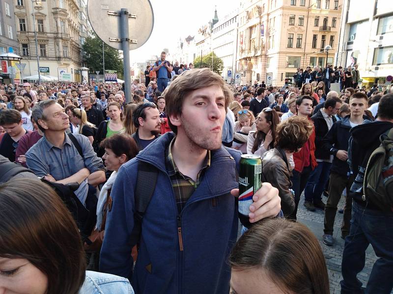 Demonstrace proti Marii Benešové a Andreji Babišovi 21. května 2019 na Václavském náměstí.