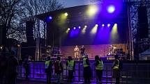 Benefiční koncert na podporu Ukrajiny na pražské Kampě 3. března 2022.