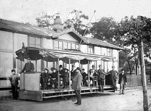 V roce 1891 byla zprovozněna 1. česká elektrická tramvaj v Praze na Letné. 
