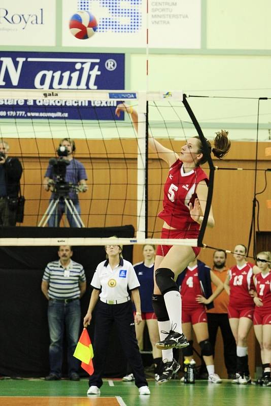 Volejbalistky Olympu podlehly Prostějovu 0:3.