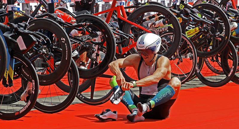 Třetí ročník triatlonového závodu Challenge Prague.