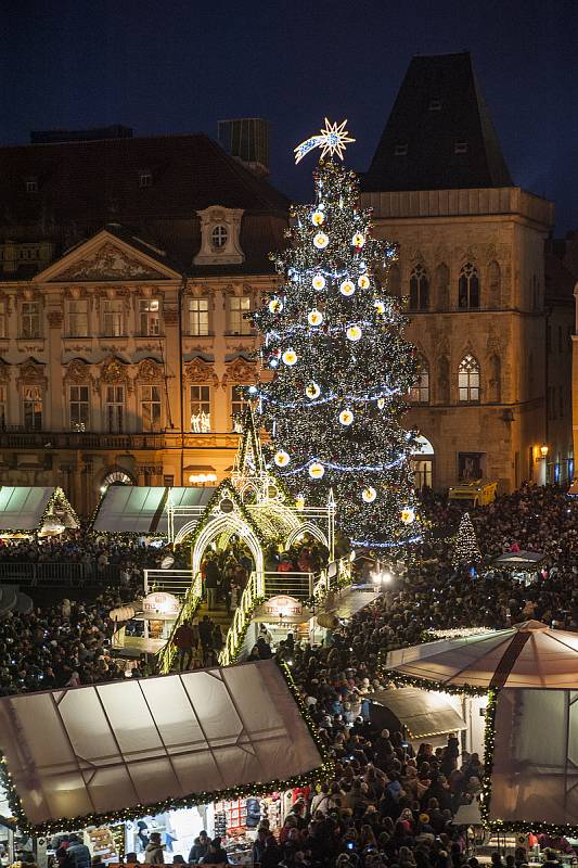 Rozsvícení vánočního stromu na Staroměstském náměstí, 2.11.2017