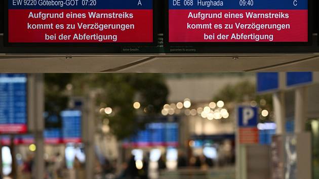 Ein Gewerkschaftsstreik in Deutschland hat den Flugverkehr lahmgelegt.  Flüge nach Prag wurden gestrichen