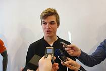 Devatenáctiletý cyklistický talent Mathias Vacek závodil za tým Gazprom-RusVelo, který Mezinárodní cyklistická federace vyřadila ze všech závodů.
