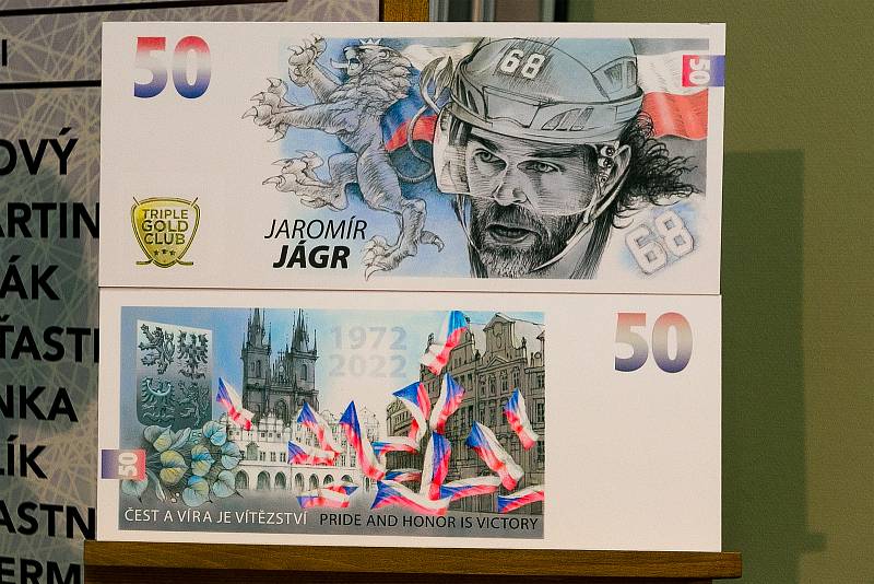 Jágr má bankovku, stát bude 2490 korun.