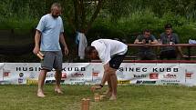 Parta Husinec Kubb se zapsala do České knihy rekordů, sportovní disciplínu "kubb" hrála nonstop 24 hodin.