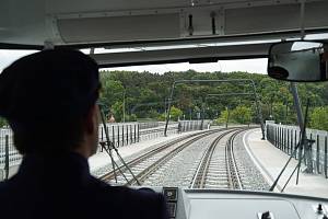 Slavnostní dokončení rekonstrukce a obnovení provozu na tramvajové trati Ohrada – Palmovka.