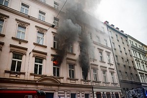 Z požáru bytu v Lublaňské ulici.
