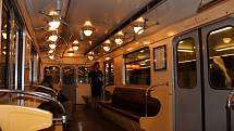 V pondělí 9. května uplynulo přesně 48 let od doby, co v Praze poprvé vyjelo metro. Dopravní podnik při té příležitosti poslal na trať historické soupravy.