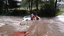 Osobní auto v Blanici.