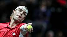 Laver cup, hraný 22. září v Praze. Zápas Dominic Thiem,Team Europe proti John Isner, Team World