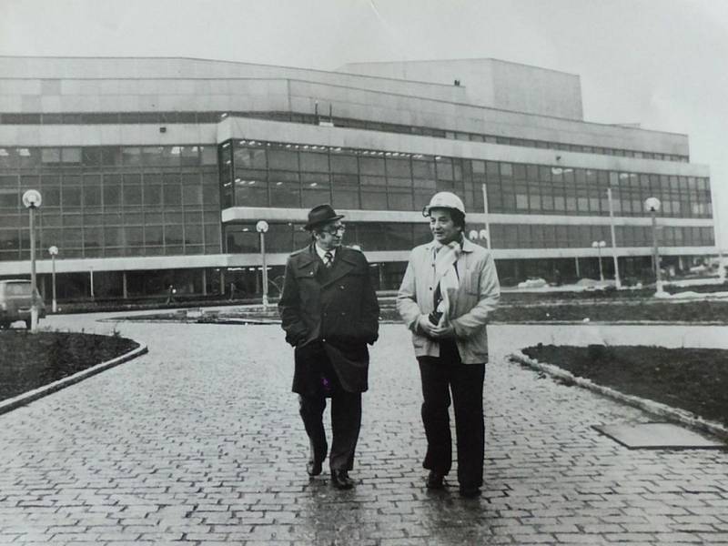 Josef Šnejdar na stavbě Paláce kultury.