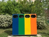 Praha 4 nainstalovala kontejnery na tříděný odpad na dětská hřiště