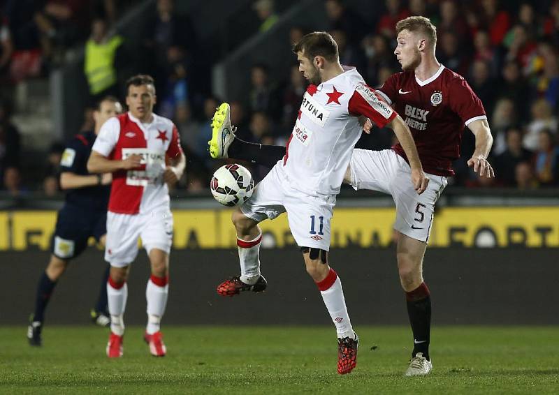 Zápas 23. kola Synot ligy AC Sparta Praha vs. SK Slavia Praha, hraný 11. dubna v Praze. Kenia, Brabec